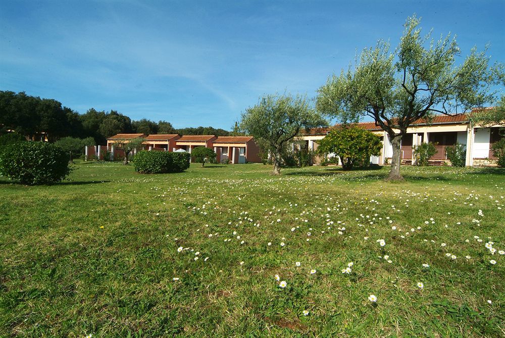 Naturist Park Koversada Villas, 브르사르 외부 사진